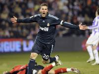 开云APP-范戴克铁壁锁黄蜂，塞维利亚的非典型碾压哲学