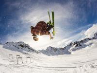 开云体育官网-四川队险胜魔术，克莱刷新纪录，一场跨越时空的篮球对话