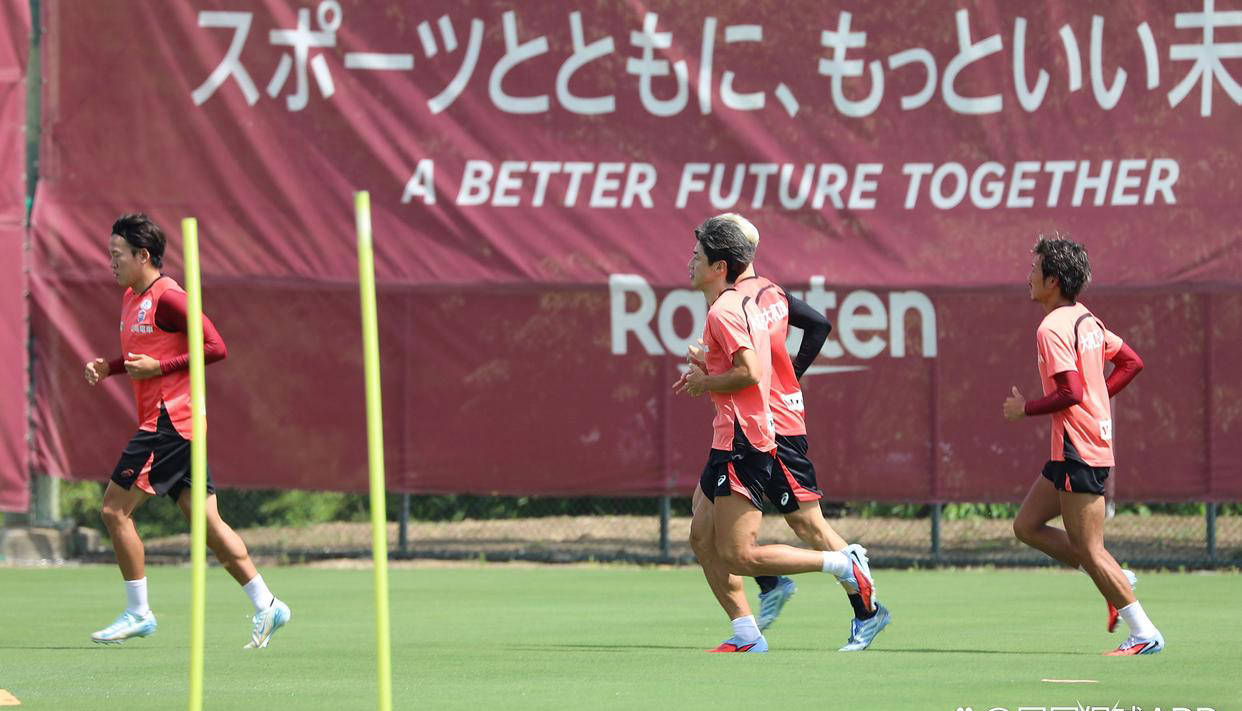 关于广岛三箭大获全胜,取得重要胜利的信息 关于广岛三箭大获全胜,取得重要胜利的信息