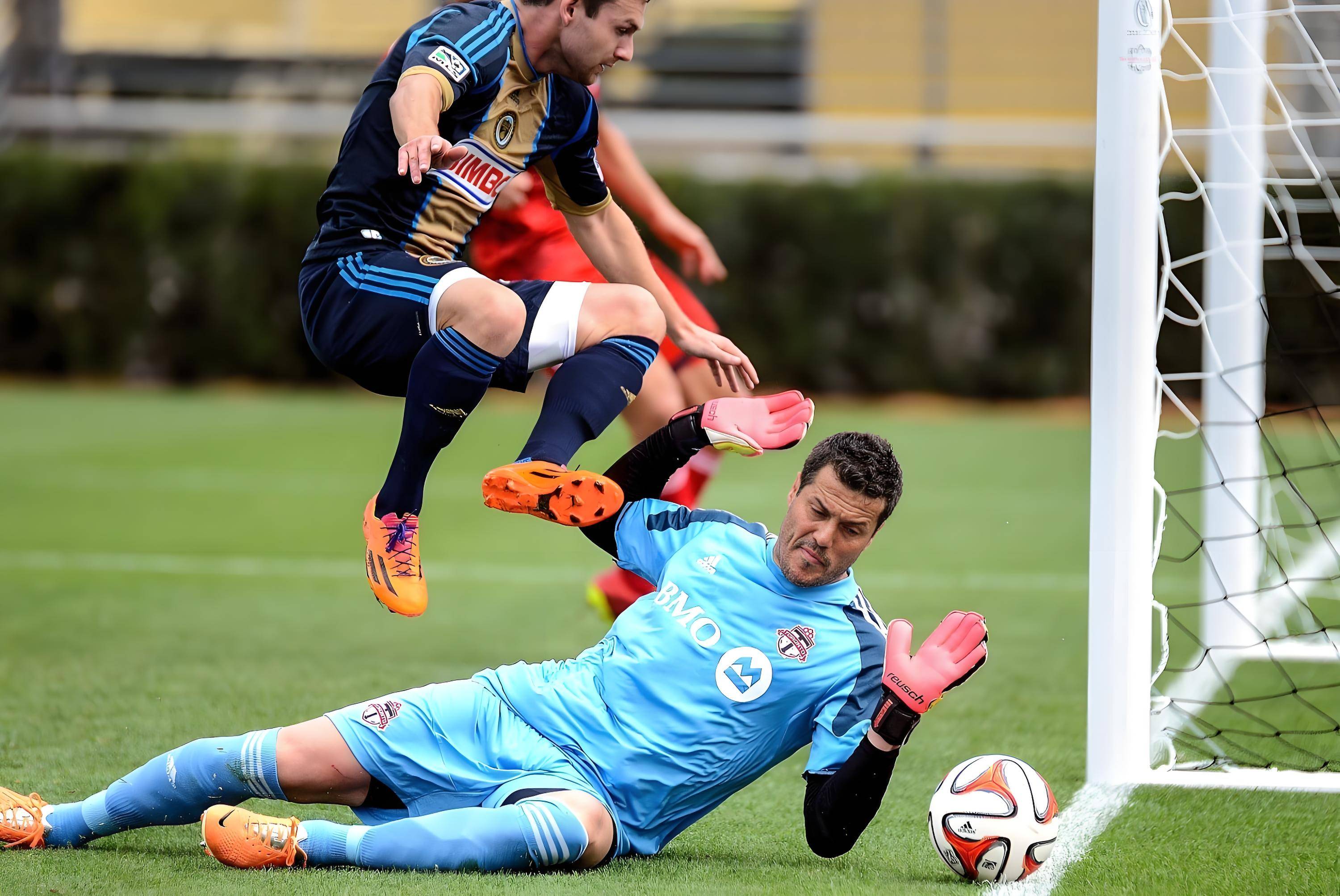 关于狼队逼平曼城,卫冕冠军遇强对手的信息 关于狼队逼平曼城,卫冕冠军遇强对手的信息