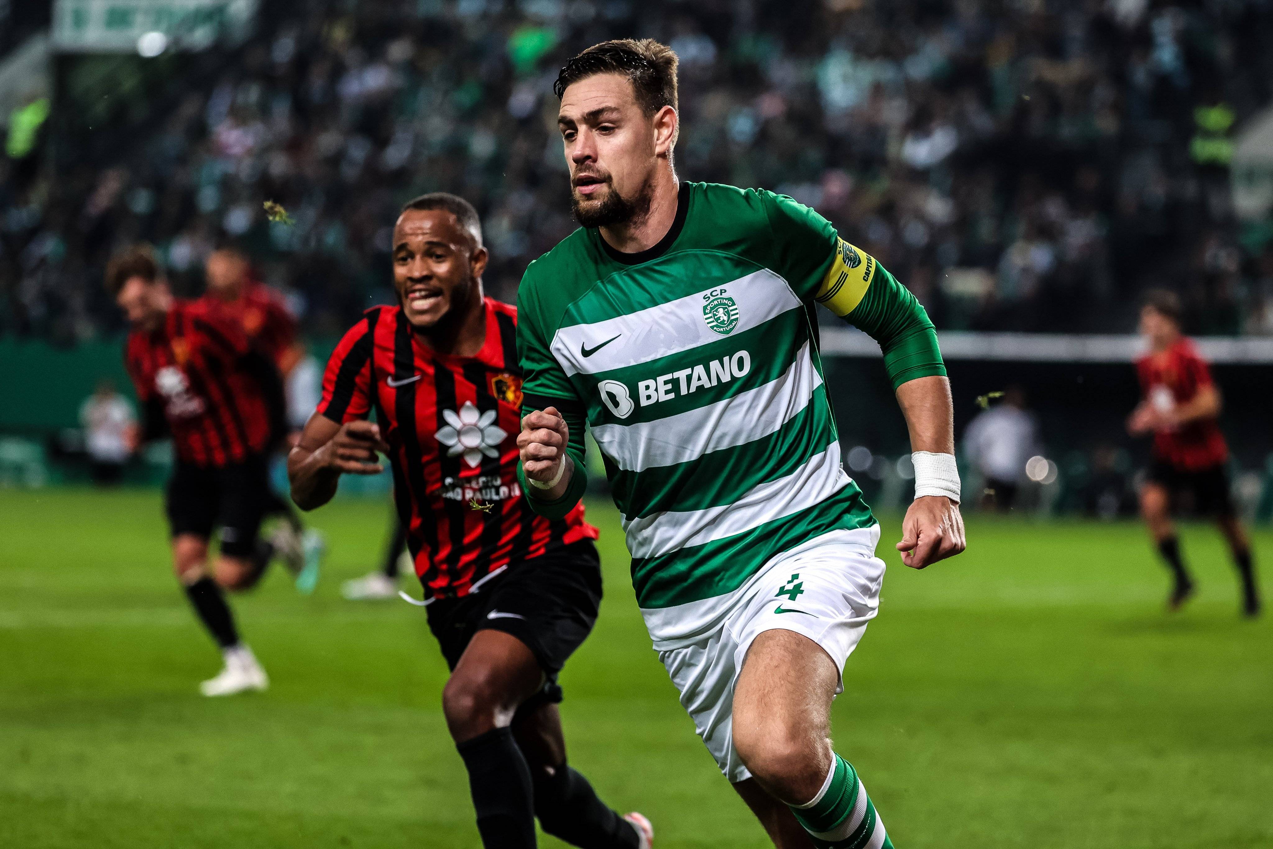 比利亚雷亚尔客场力克莱加内斯，球队连胜开局的简单介绍