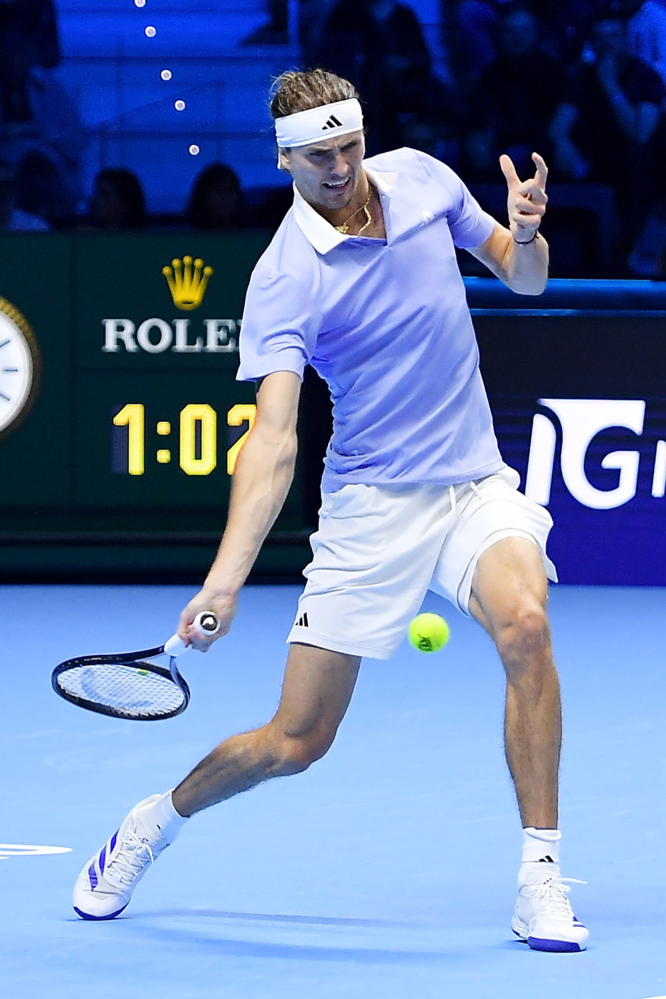 意大利网球队鏖战美国网球队,兹维列夫制霸全场的简单介绍 意大利网球队鏖战美国网球队,兹维列夫制霸全场的简单介绍