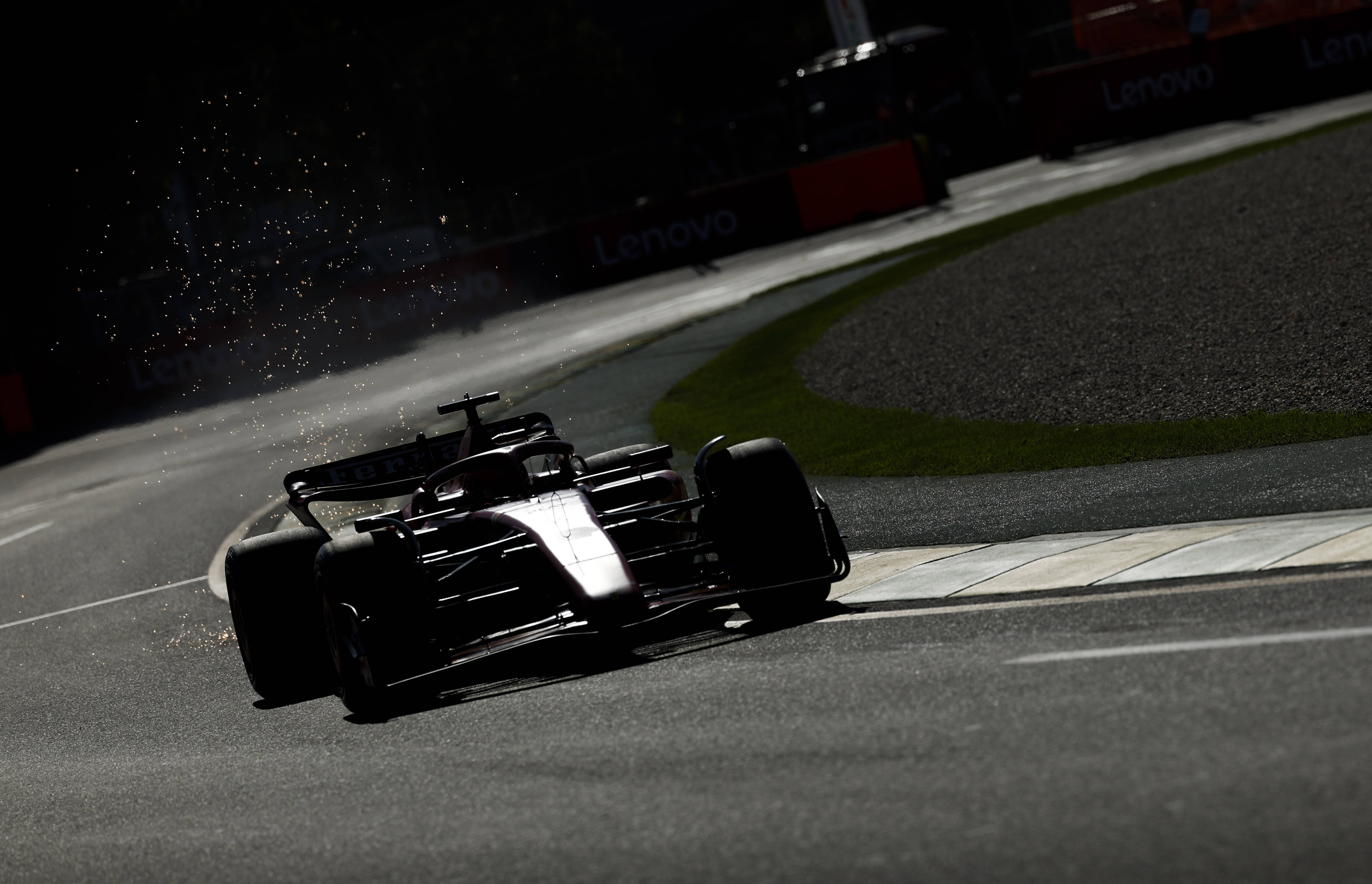 索伯车队绝杀雷诺车队,塞恩斯扛起全队的简单介绍 索伯车队绝杀雷诺车队,塞恩斯扛起全队的简单介绍