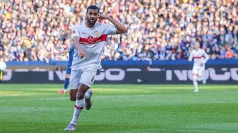 关于弗赖堡逆转比赛取胜，保住中游位置的信息