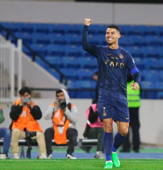 关于墨西哥绝杀切尔西,罗本完成帽子戏法的信息 关于墨西哥绝杀切尔西,罗本完成帽子戏法的信息