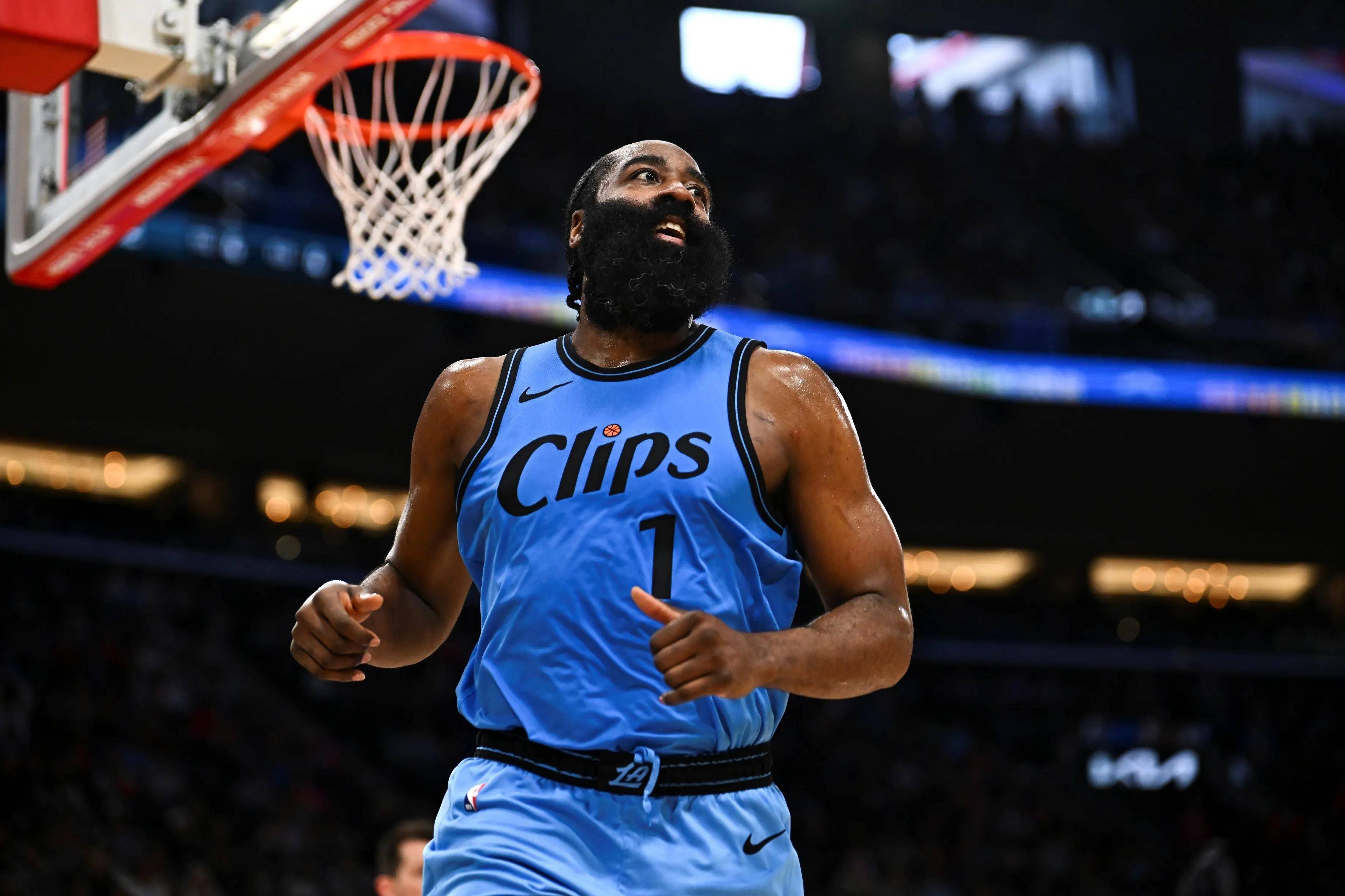 关于新疆队轻取快船,西亚卡姆点燃赛场的信息 关于新疆队轻取快船,西亚卡姆点燃赛场的信息