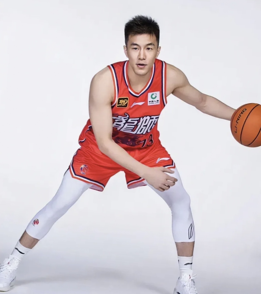 关于骑士翻盘山东队,郭艾伦高光表现的信息 关于骑士翻盘山东队,郭艾伦高光表现的信息