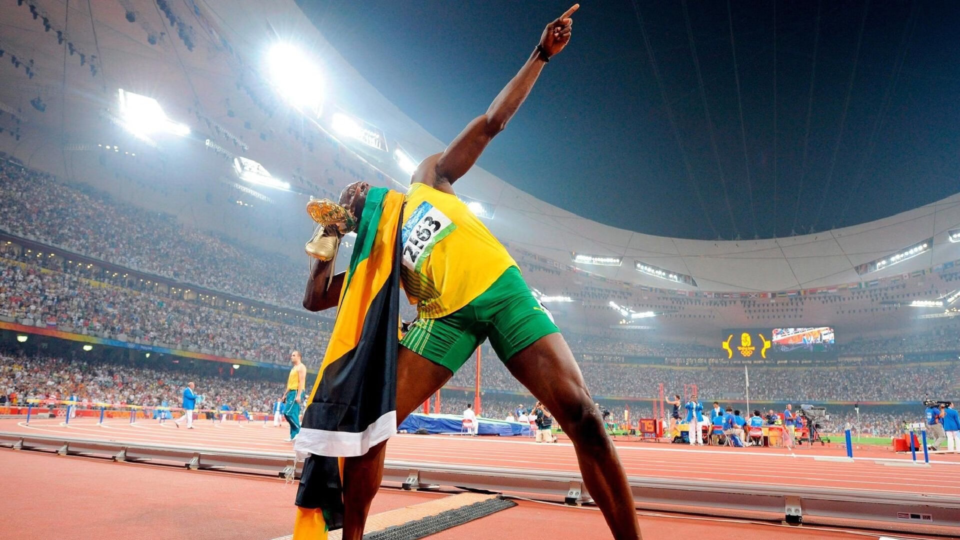 西决生死战之夜，英格拉姆连续得分拉开差距，一瞬决定永恒