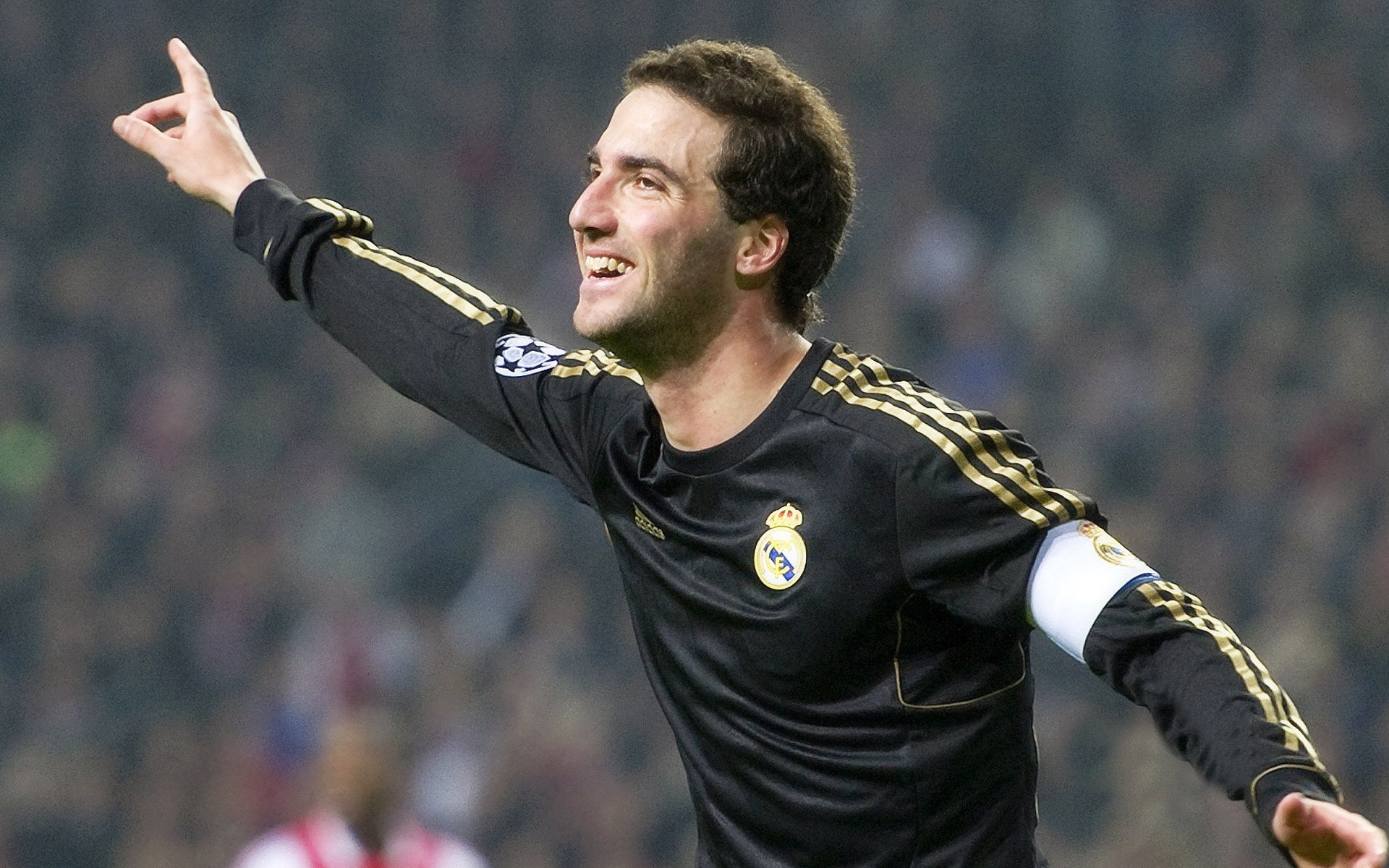 骑士提前终结悬念国王，乔治成为关键先生，一场决定性的胜利