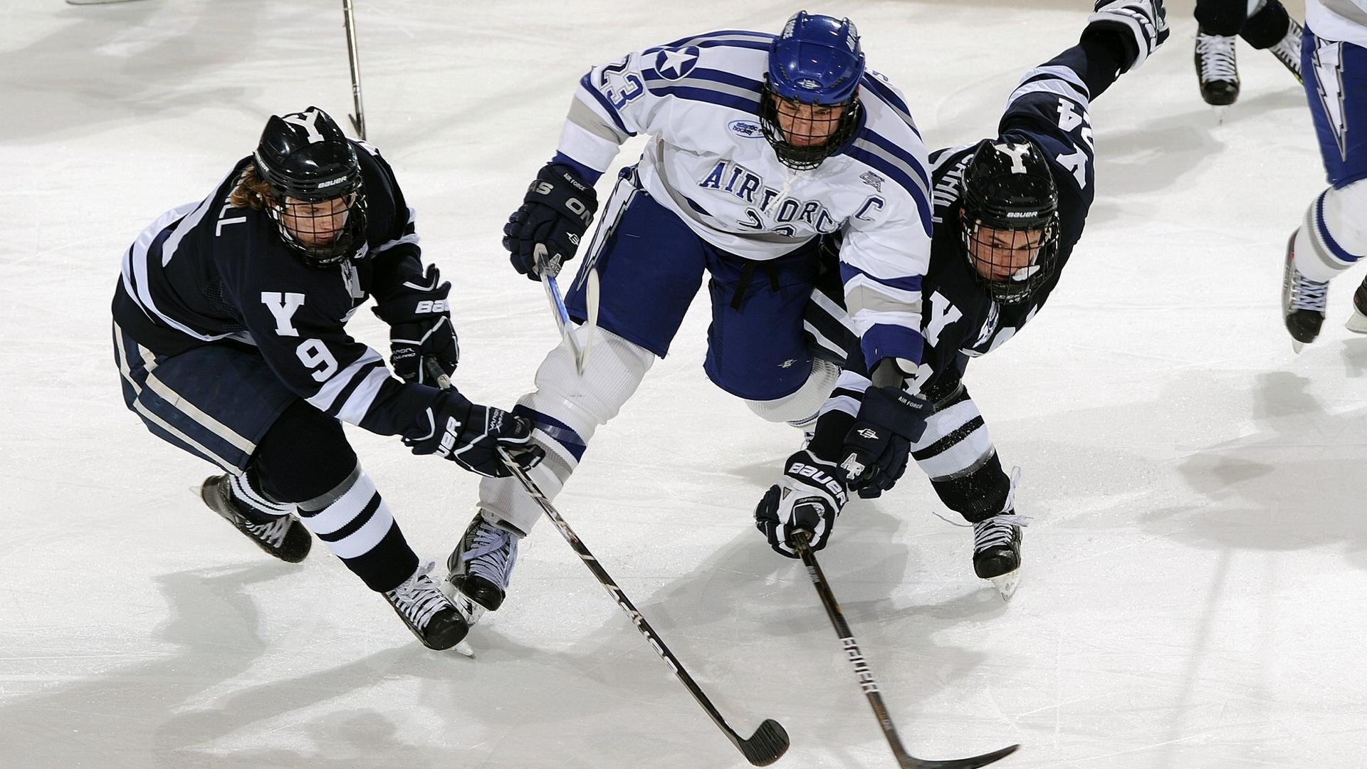 冰岛防线在枪手洪流中崩塌，金玟哉一役定江山